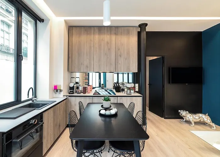 Exclusive Loft In Le Marais With Ac Apartman