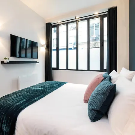 Exclusive Loft In Le Marais With Ac شقة